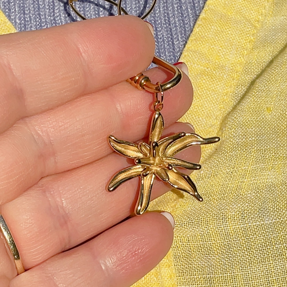 'NEW' IRIS FLOWER Charm | Gold & Silver