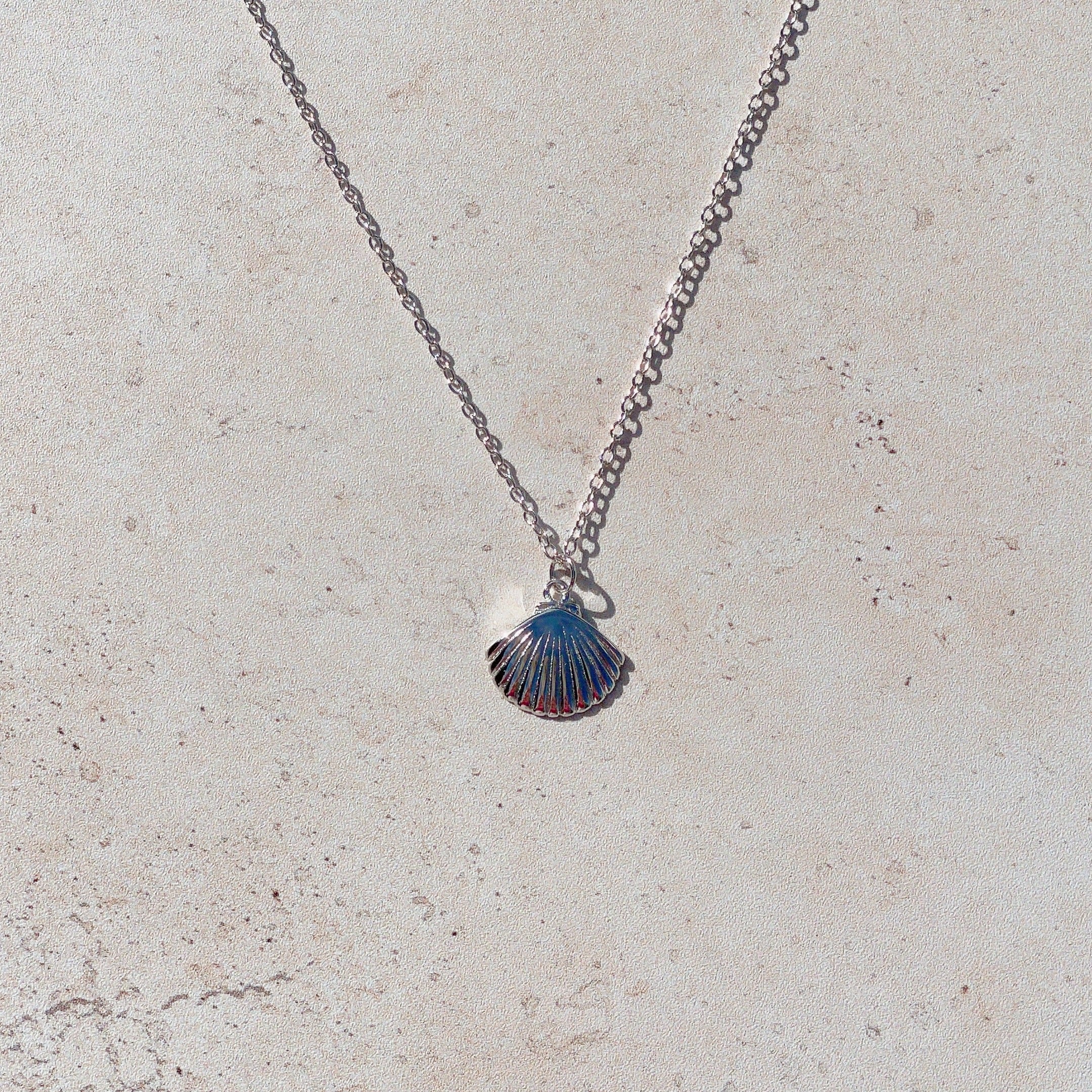 SCALLOP Shell Necklace | Silver