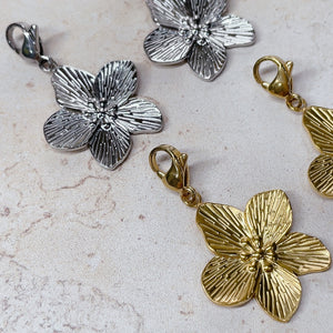 'NEW' TROPICAL FLOWER Charm | Gold & Silver