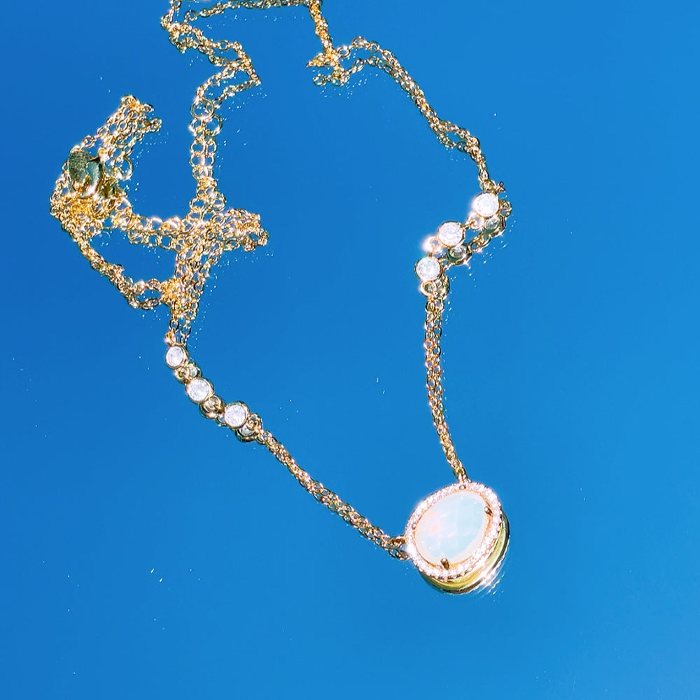 CELESTIAL Moonstone & Diamond Necklace | Gold