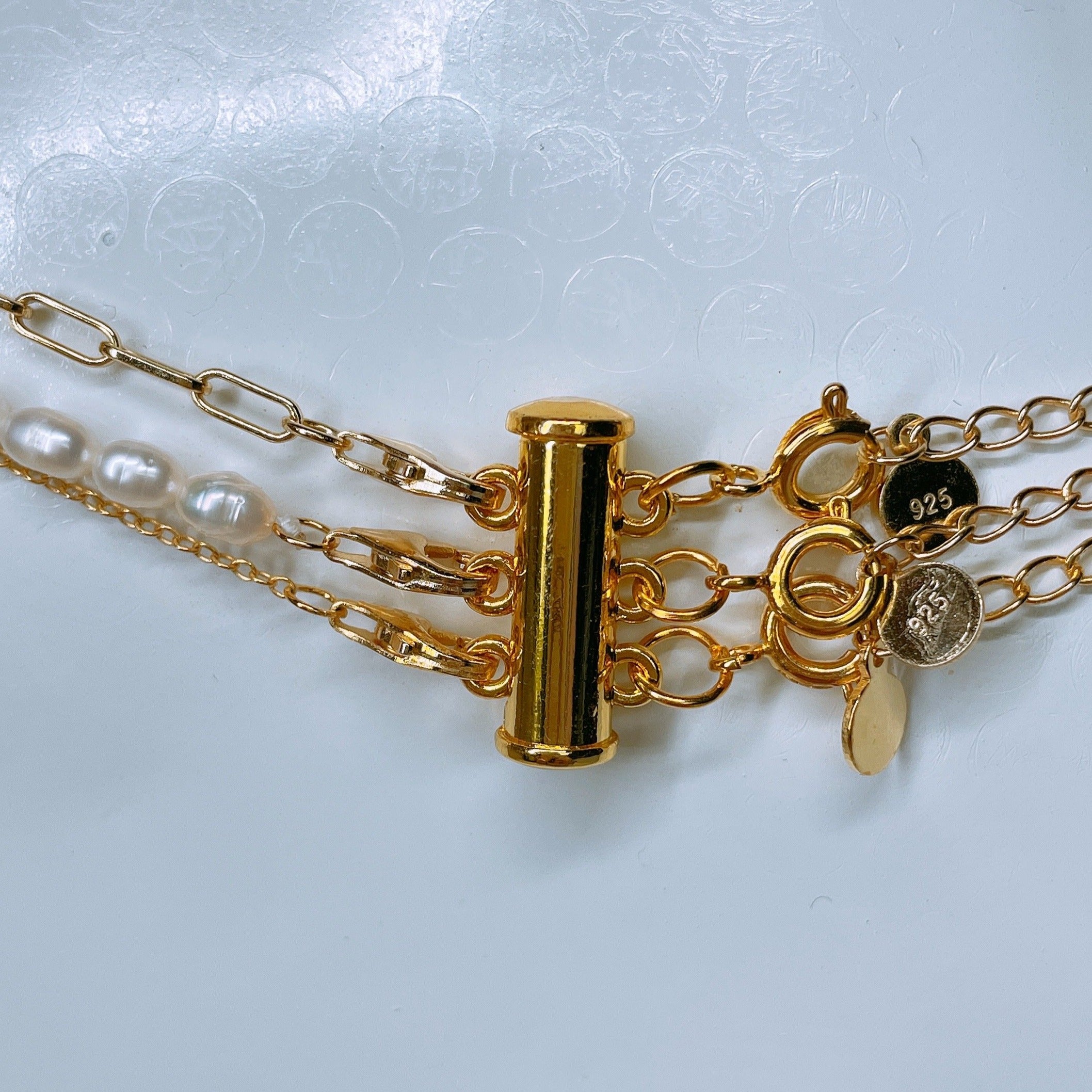 VITA Tangle Free Necklace Clip | Gold