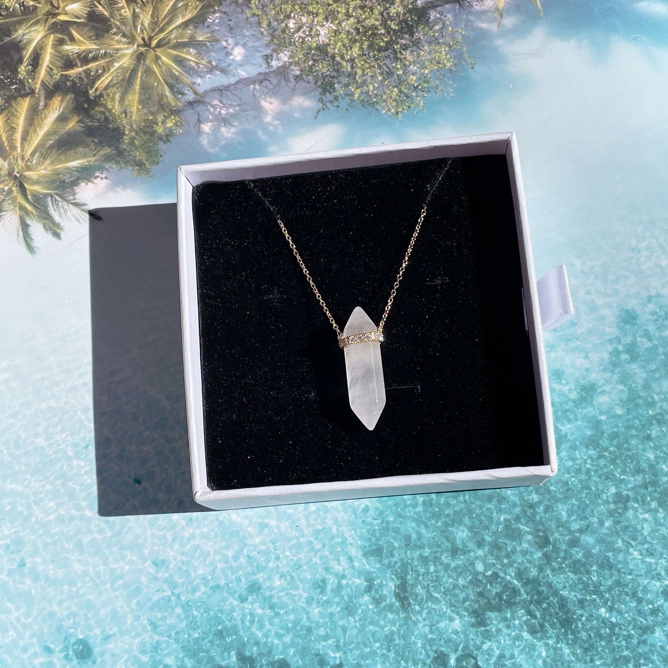CERES Quartz Crystal Point & Diamond Necklace | Gold