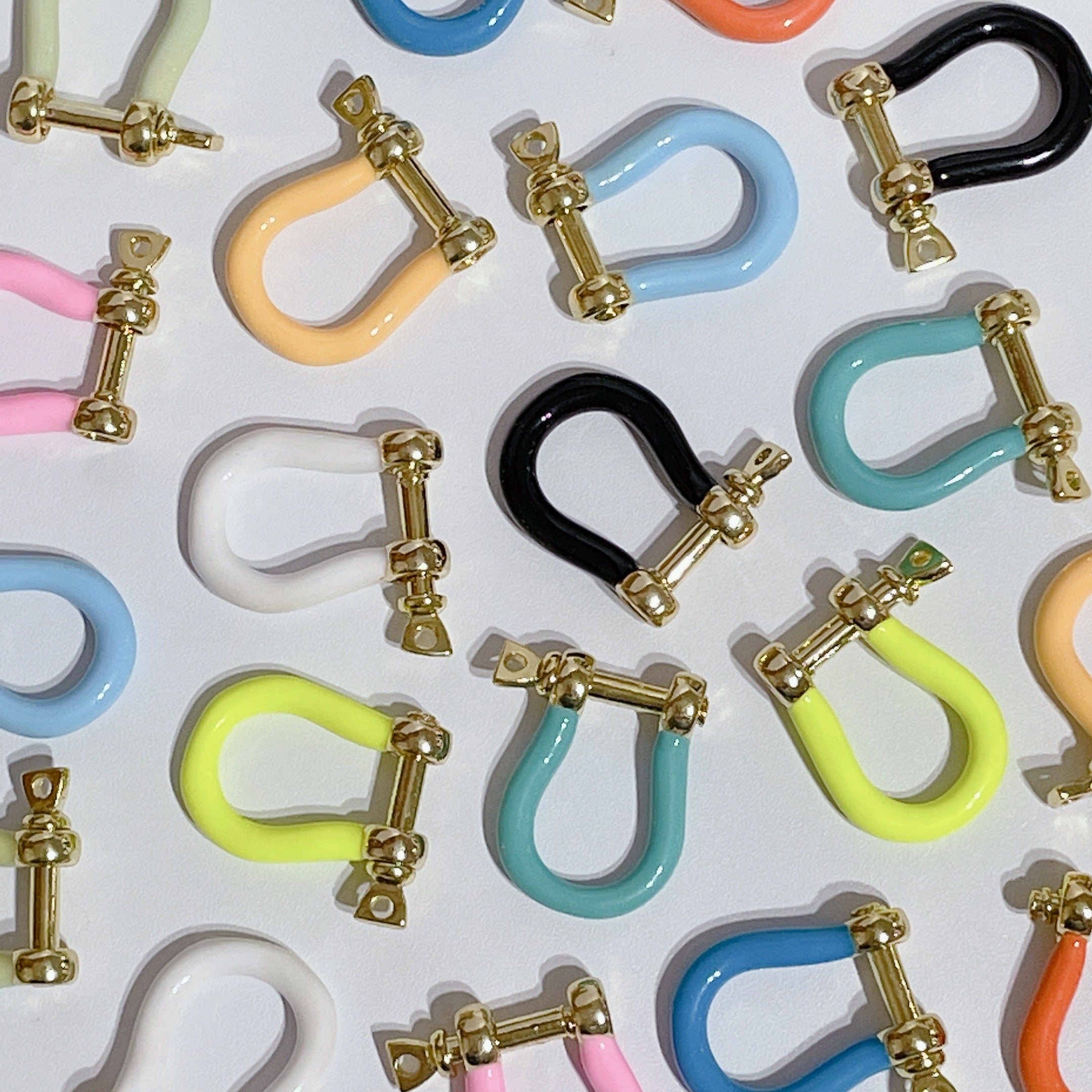 ENAMEL CARABINER Necklace Connector/Charm | Gold