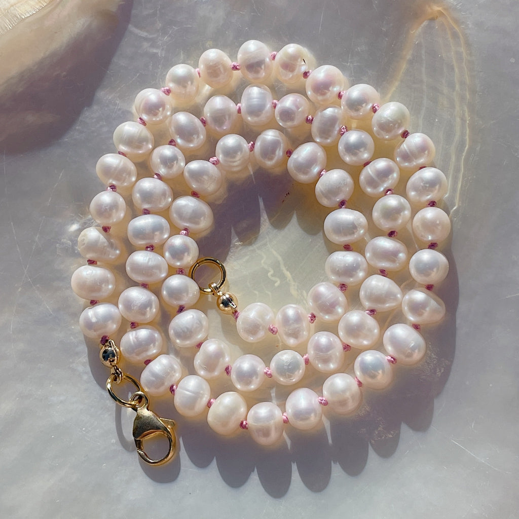 'NEW' FRESHWATER PEARL Beaded Necklace with Pink Thread | Gold | 18"