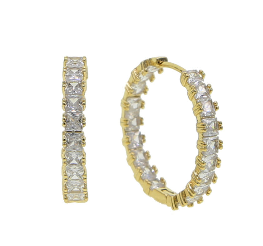 SOCIALITE Diamond Hoops | Gold